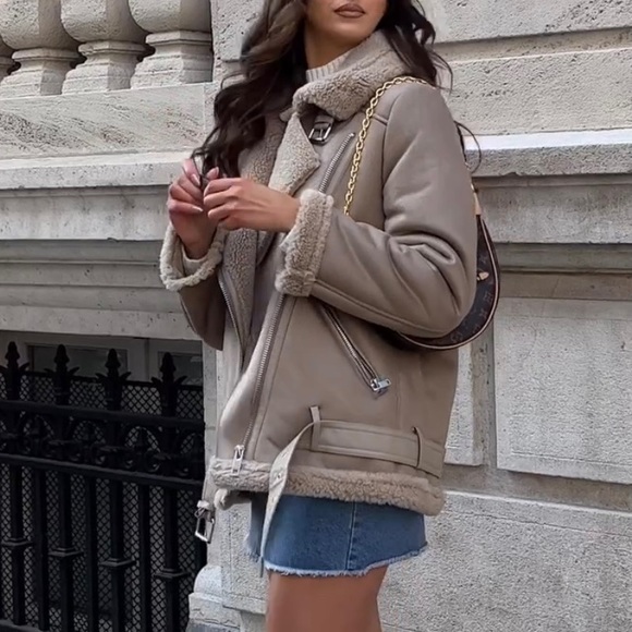 Zara Jackets & Blazers - Zara double faced shearling jacket cream taupe